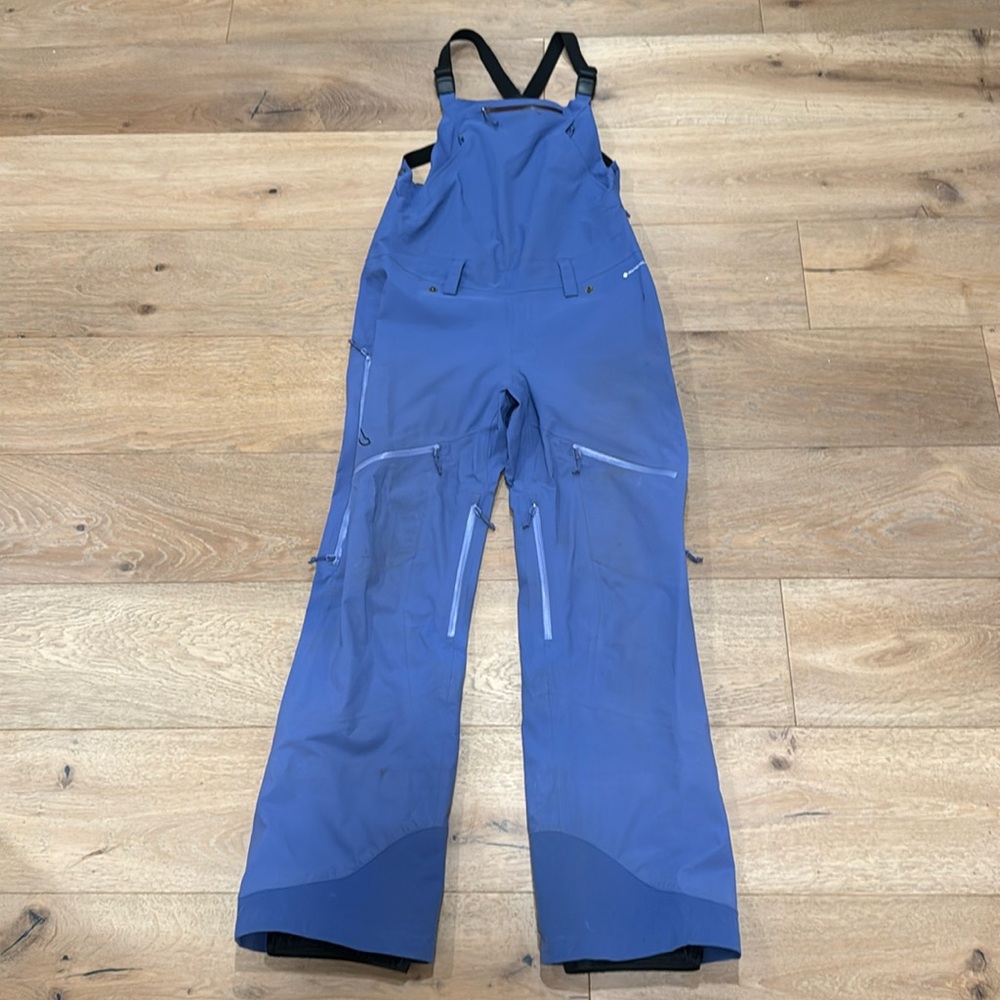 Flylow foxy ski bibs medium.